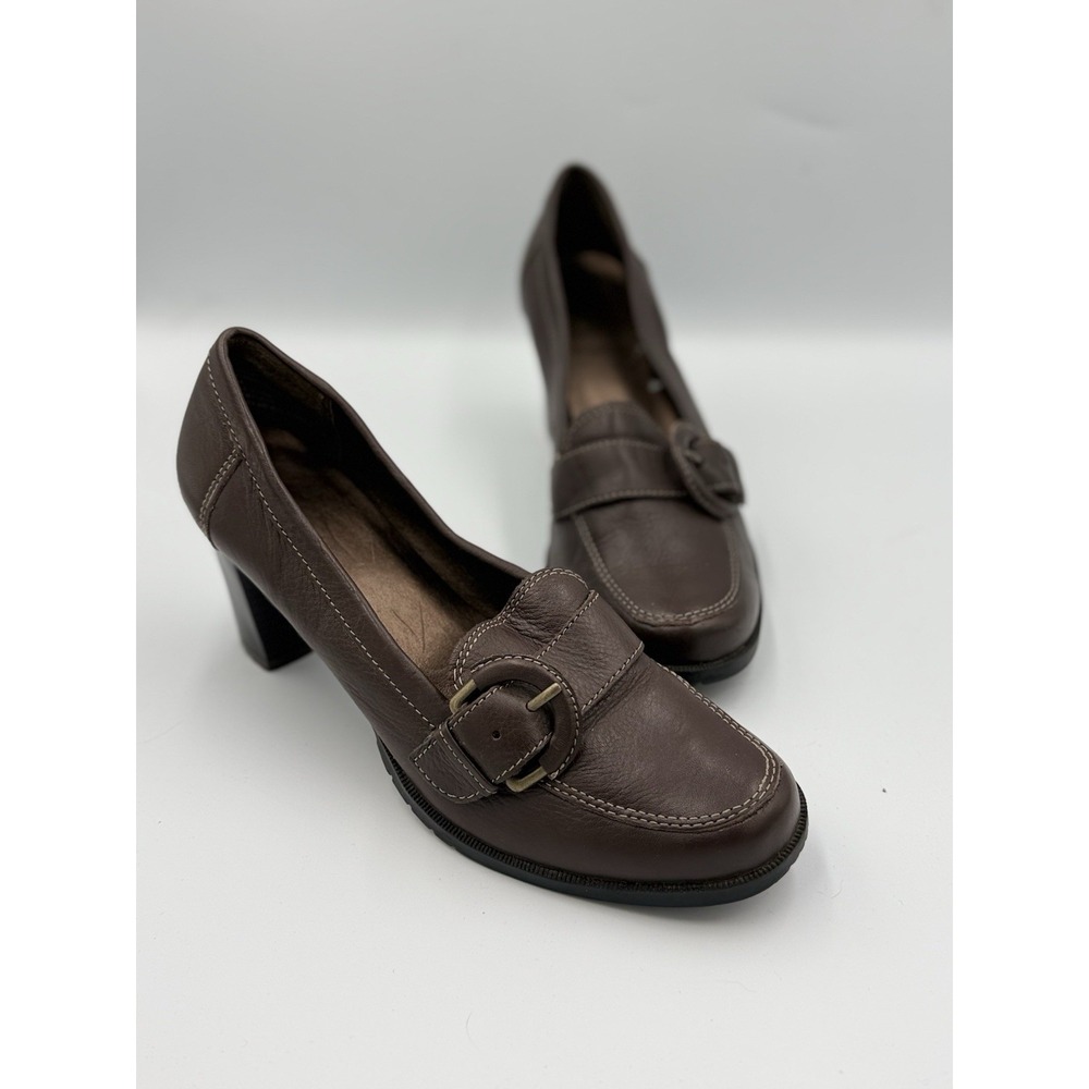 Vintage Bass Buckle Chunky Pump Heels Women's Size 9M Brown Slip On Leather